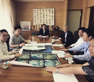 町長との会議風景.jpg