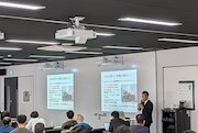 会場の様子