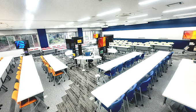 オープン実習室（H101）