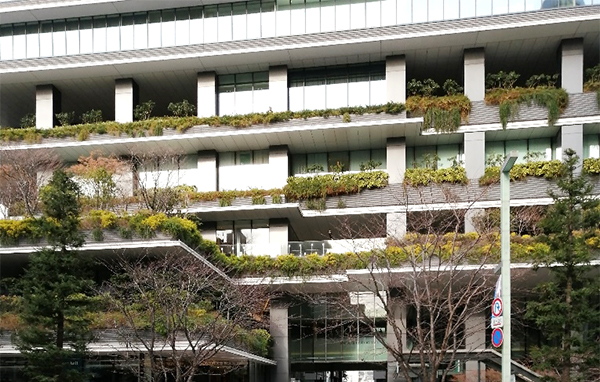 F1 快い室内環境と自然冷暖房