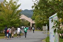0830_campus-tour.jpg