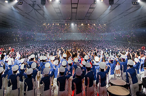 7,000 Freshmen Welcomed at Entrance Ceremony