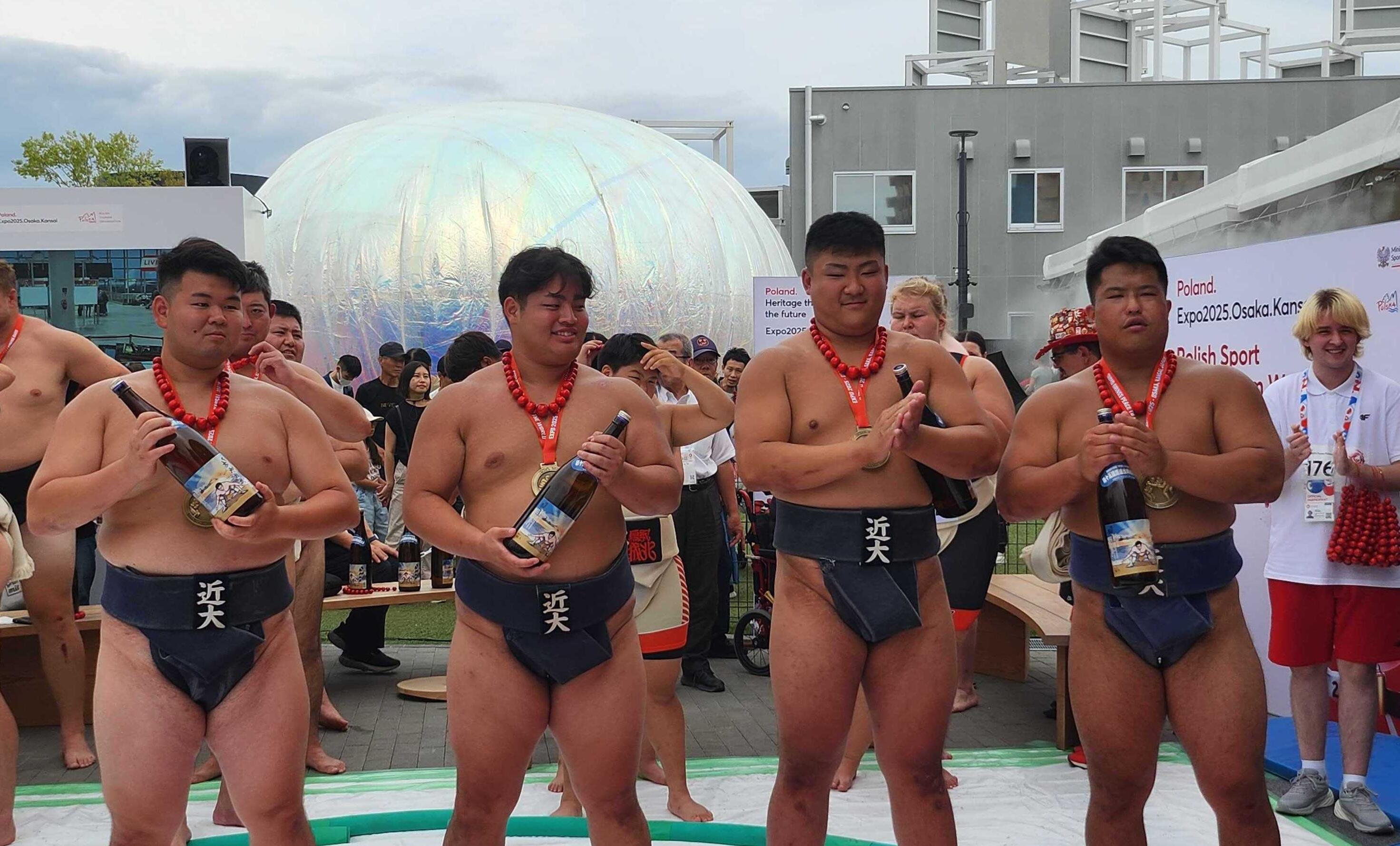 近畿大学体育会相撲部が、ポーランド館で開催された「ポーランド館 SUMO EXPO」に参加