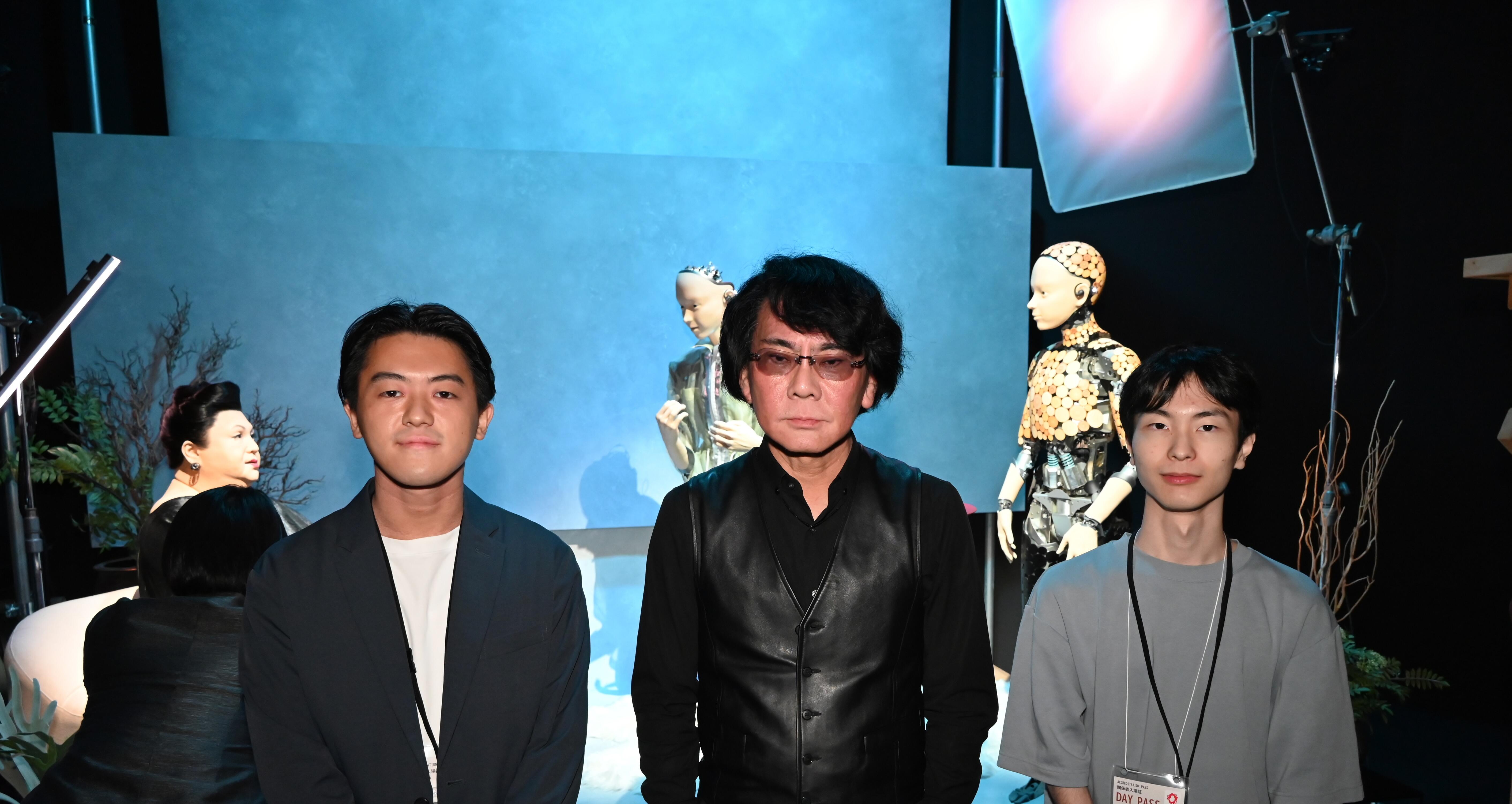 情報学部の学生がシグネチャーパビリオン「いのちの未来」のロボットの動作等のプログラミングを実施