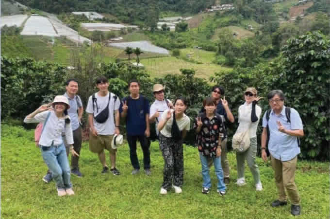 先進的な農業研究に触れる