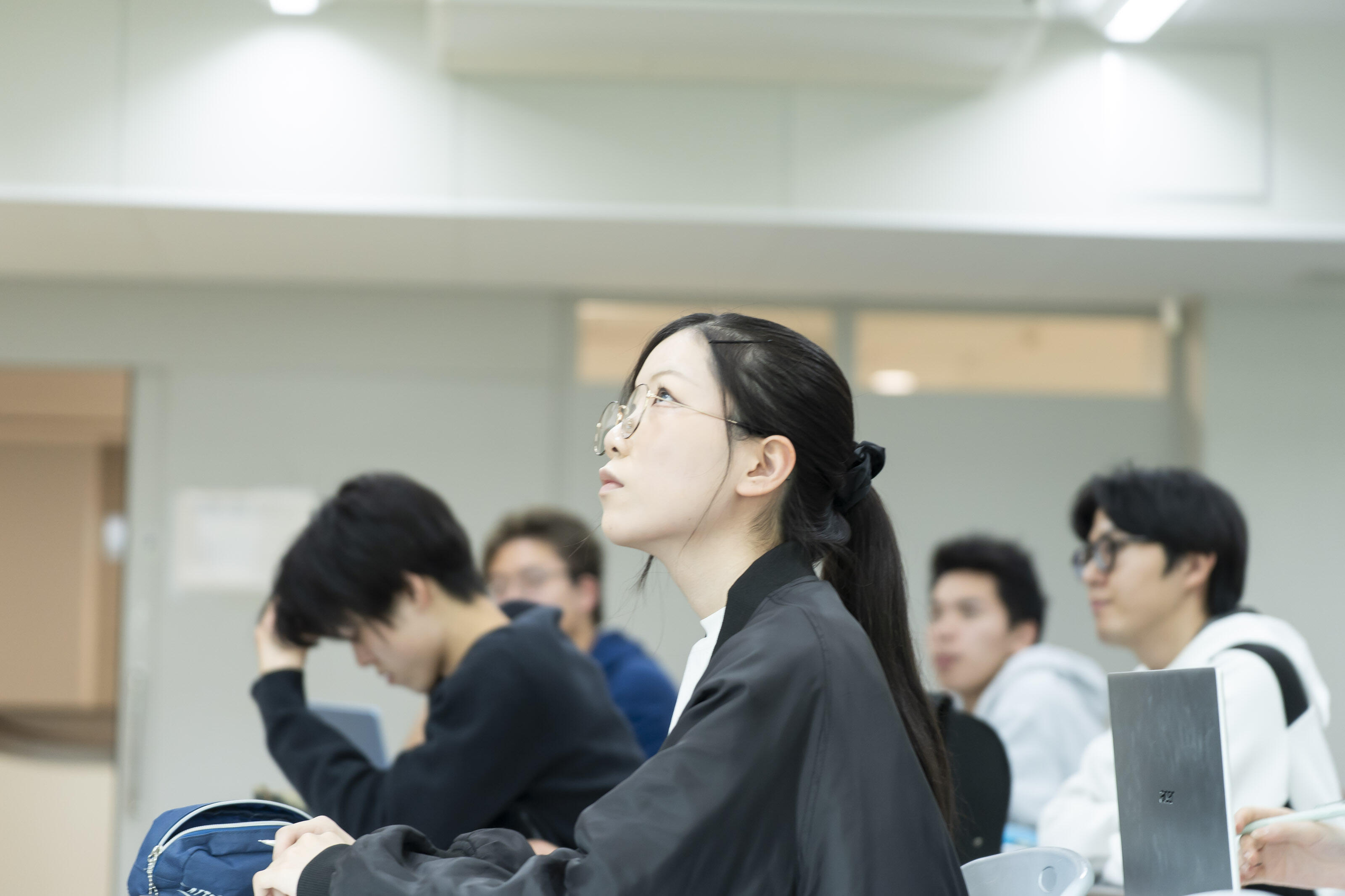 ビジネスの知識と実務能力が身につく