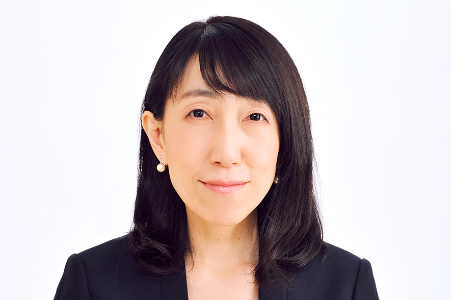 玉井　由樹　氏