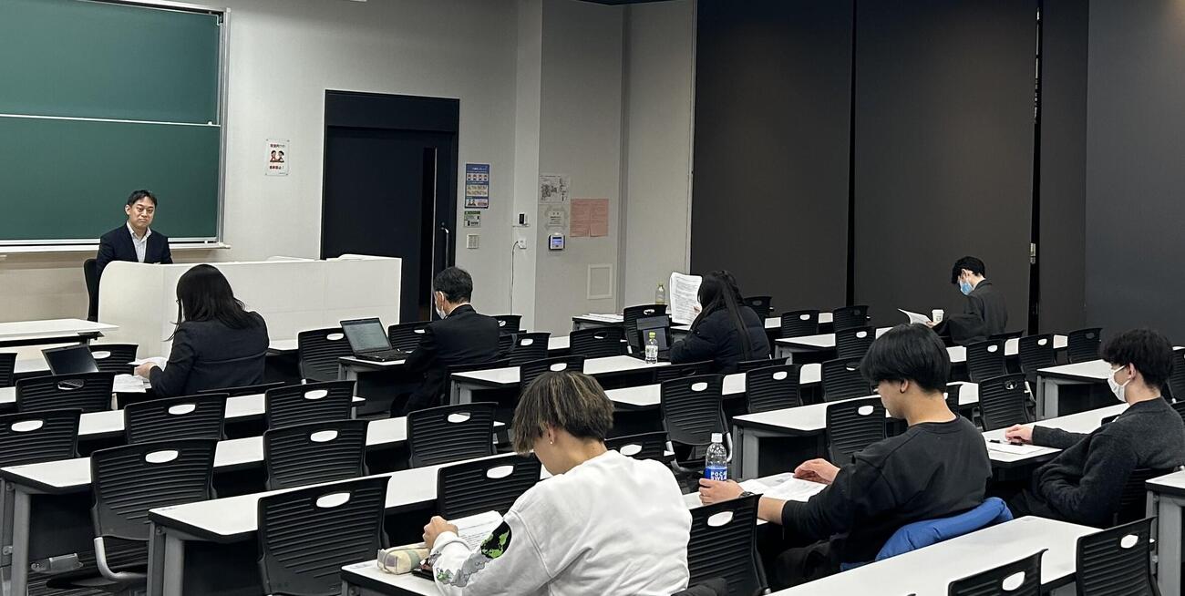 トリミング後:公法判例研究会2023.12.7.jpgのサムネイル画像