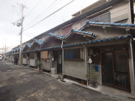 建築学部の学生団体「あきばこ家」が地域資源を利活用　4軒長屋改修プロジェクト竣工内覧会