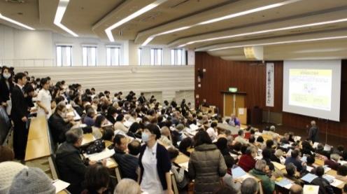 「がんとどう付き合う？～みんなで考えよう～」近畿大学医学部附属病院がんセンター主催　第11回市民公開講座