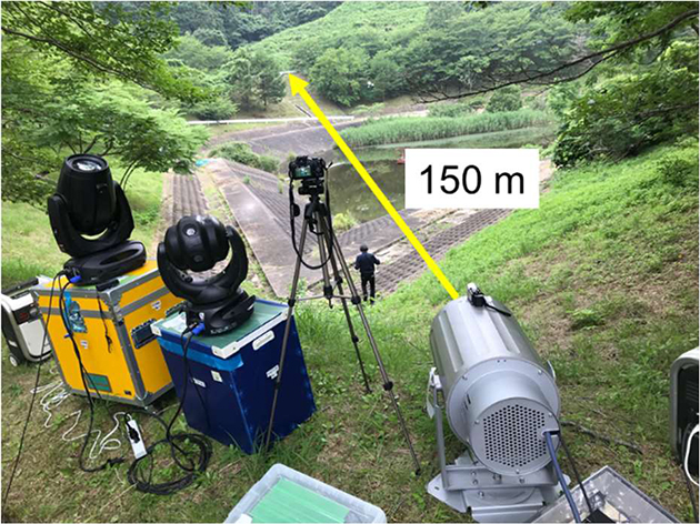 150m先の森林中の遭難者探索を実演　レーザーサーチライトを用いた山岳遭難者探索システムを開発