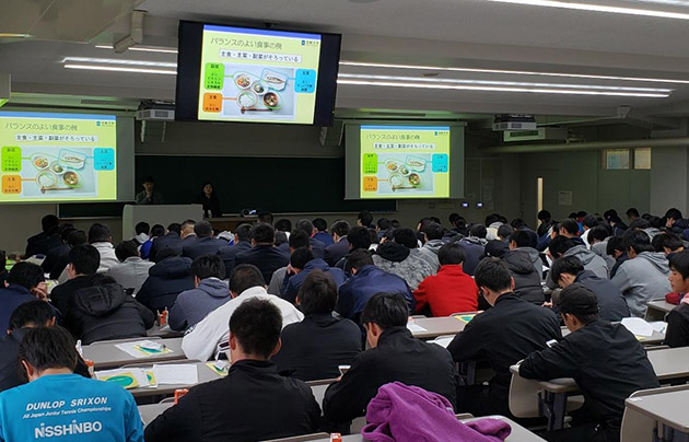 大阪府&#215;近畿大学「健康キャンパスプロジェクト」　歯の健康・食と栄養・運動をテーマにした講演会を開催