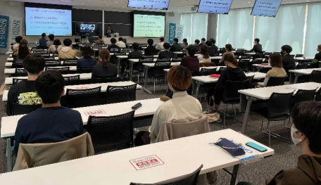 東大阪を拠点とする近畿大学とF.C.大阪がインターンシップで連携　学生がスポーツを通した地域活性化に取り組む