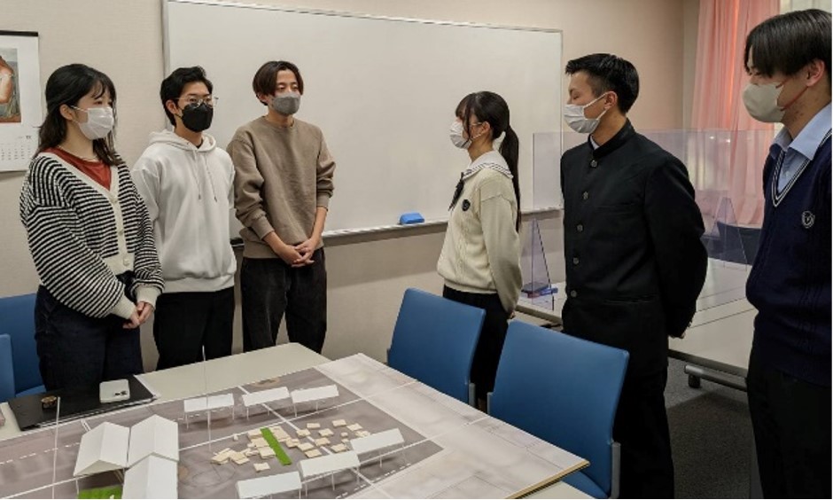 近大生が高校生と一緒に飯塚市の地域活性化に貢献　飯塚高校「まちなか文化祭」のイベント空間をデザイン