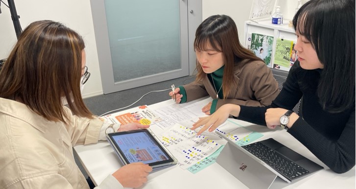 「食べて学ぶ 食べて支える 難民支援プロジェクト」を実施　学生食堂で難民申請者のための寄付金付きカレーを提供