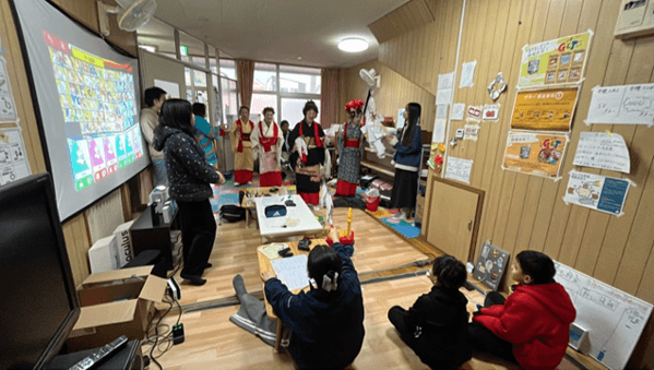 近畿大学建築学部生が八尾市の子どもたちを大学へ招待　「ゲーム寺子屋」の参加児童にesports体験会を開催