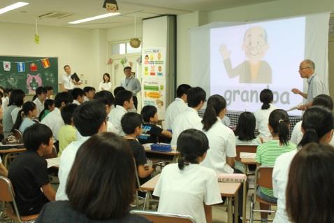 キッズチャレンジ in 近大福岡高校を開催　～本校生徒が地域の小学生に楽しい学びを提供～