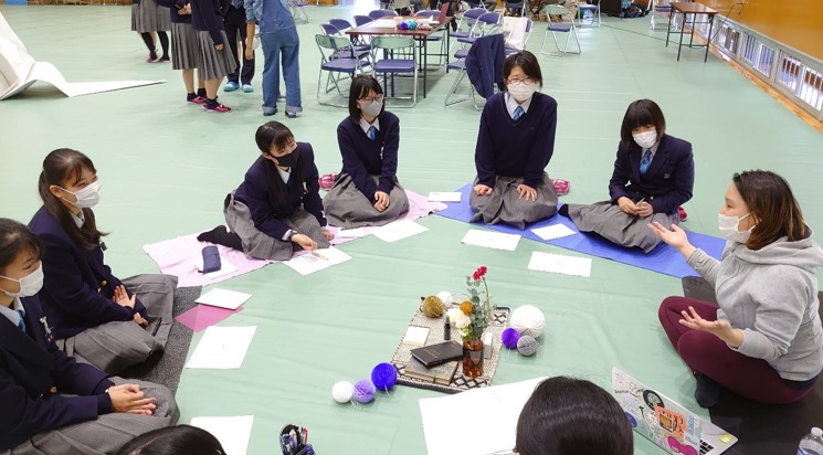附属広島中学校東広島校で「平和文化祭」を開催　平和学習を通じて札幌日本大学中学校と意見交換会を実施