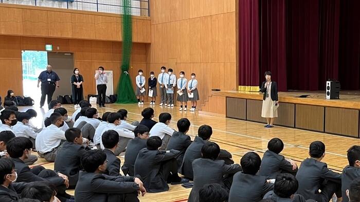 近大附属広島中学校東広島校と札幌日本大学中学校が交流会を開催　広島で中学生が戦争や平和について共に考える
