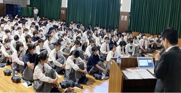近大附属広島高等学校東広島校が「キャリアセミナー」を開催　多様な業界を知り、将来の進路を考える機会を提供