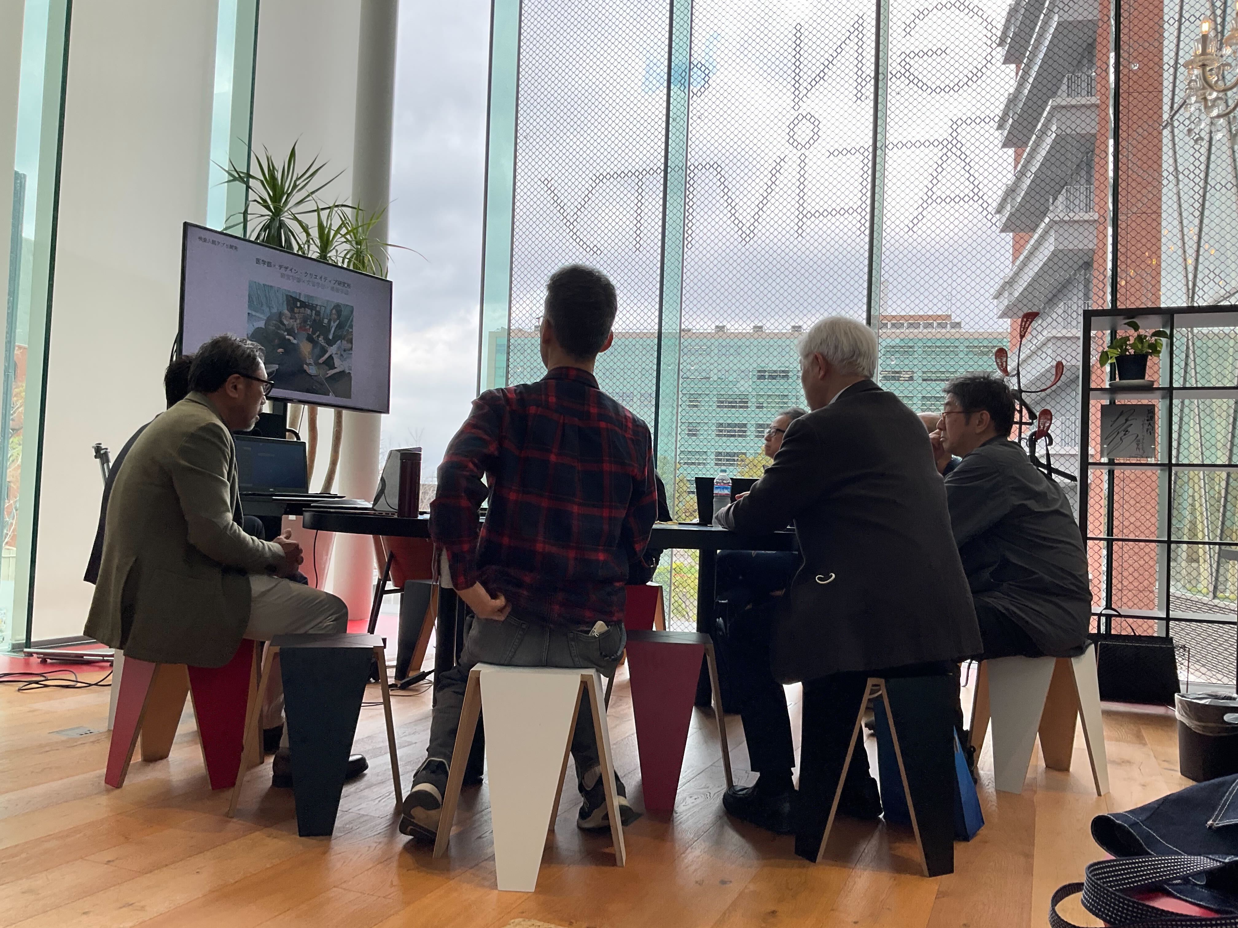 令和7年度活動報告会の様子 1