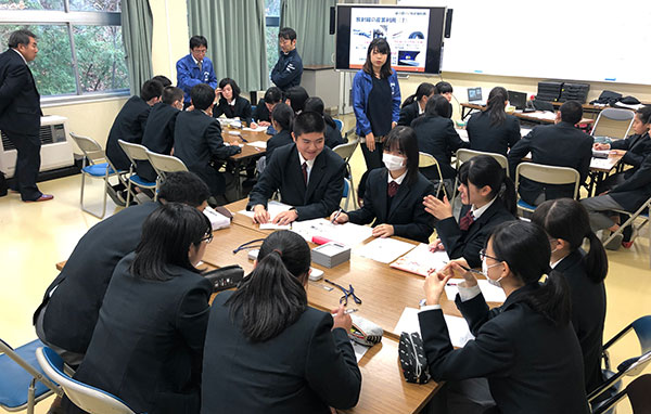 2018年12月5日(水) 川俣高校にて出前ゼミを実施しました