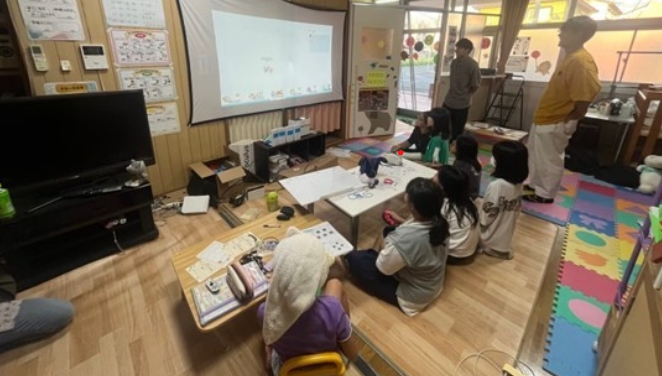 近畿大学建築学部生が八尾市西郡地区のまちづくりを支援　「ゲーム寺子屋」の子どもたちが大学施設で本格的なesportsを体験