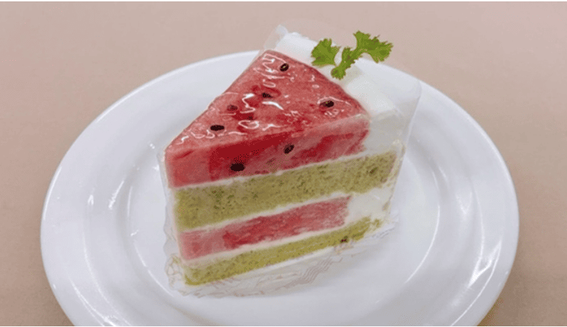 「近大ICTスイカ」を使用したオリジナルスイーツを開発　東大阪市の人気洋菓子店が期間・数量限定で販売