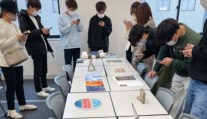 学生制作アート作品の展覧会（基礎講読）