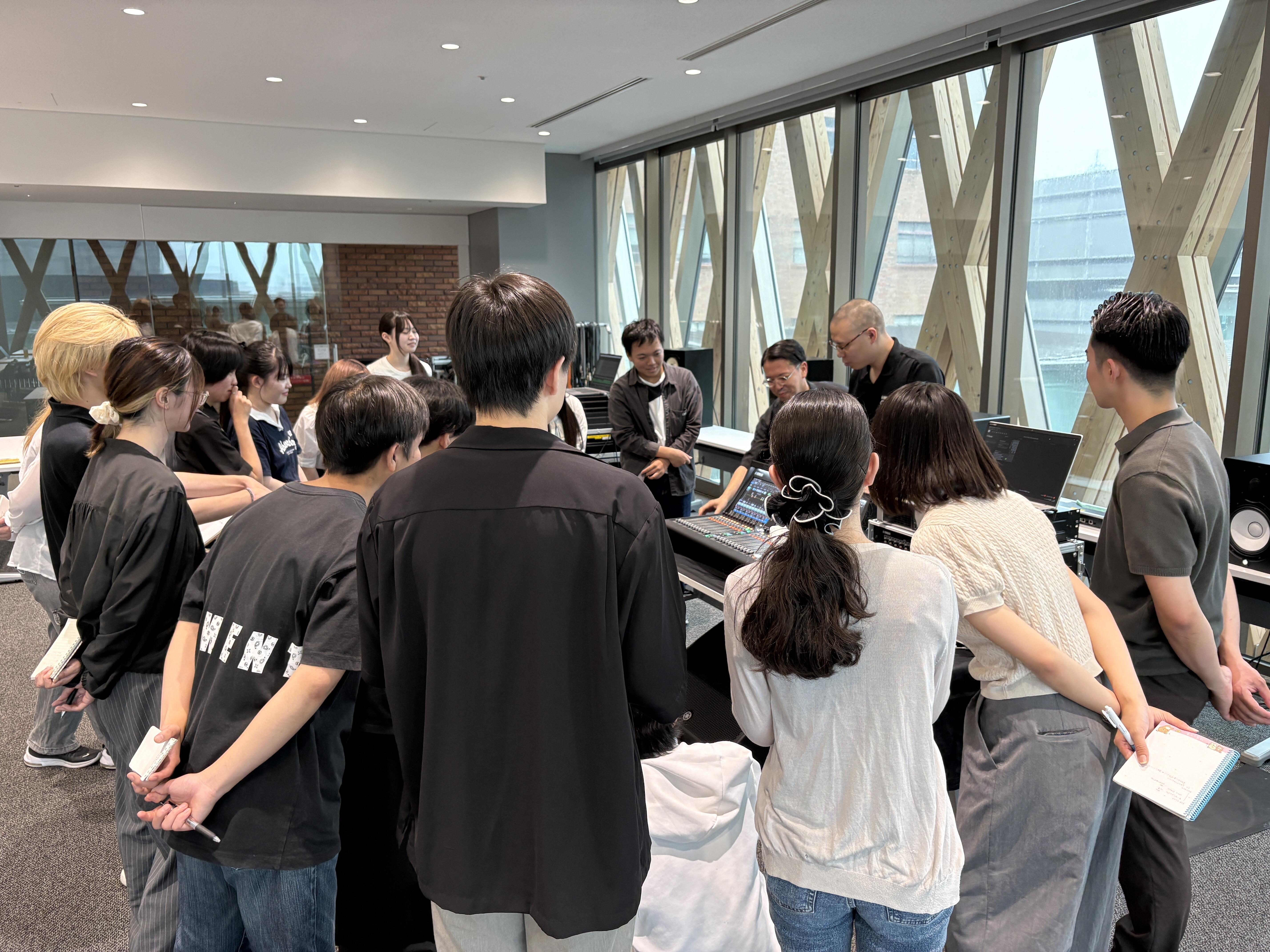 株式会社ヤマハミュージックジャパン様・ヒビノ株式会社様の ご協力のもと、技術交流会を開催しました
